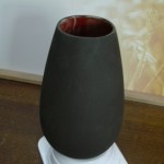 Vase en faïence noire mate. H22.5 x 12.5