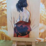Femme brune au dos nu. Sur porcelaine entièrement peint à la main