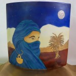 TOUAREG sur Vase en porcelaine. 200 x 200