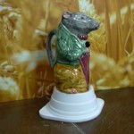 Broc barbotine Rat ou souris au parapluie. Origine Poët Laval. différentes couleurs .hauteur 20 cms . Origine Poët Laval